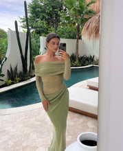 Load image into Gallery viewer, Benni Yasmin Off-Shoulder Maxi Dress - Pistachio
